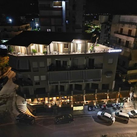 Rs Skendo Apartments Gjirokaster Ngoại thất bức ảnh