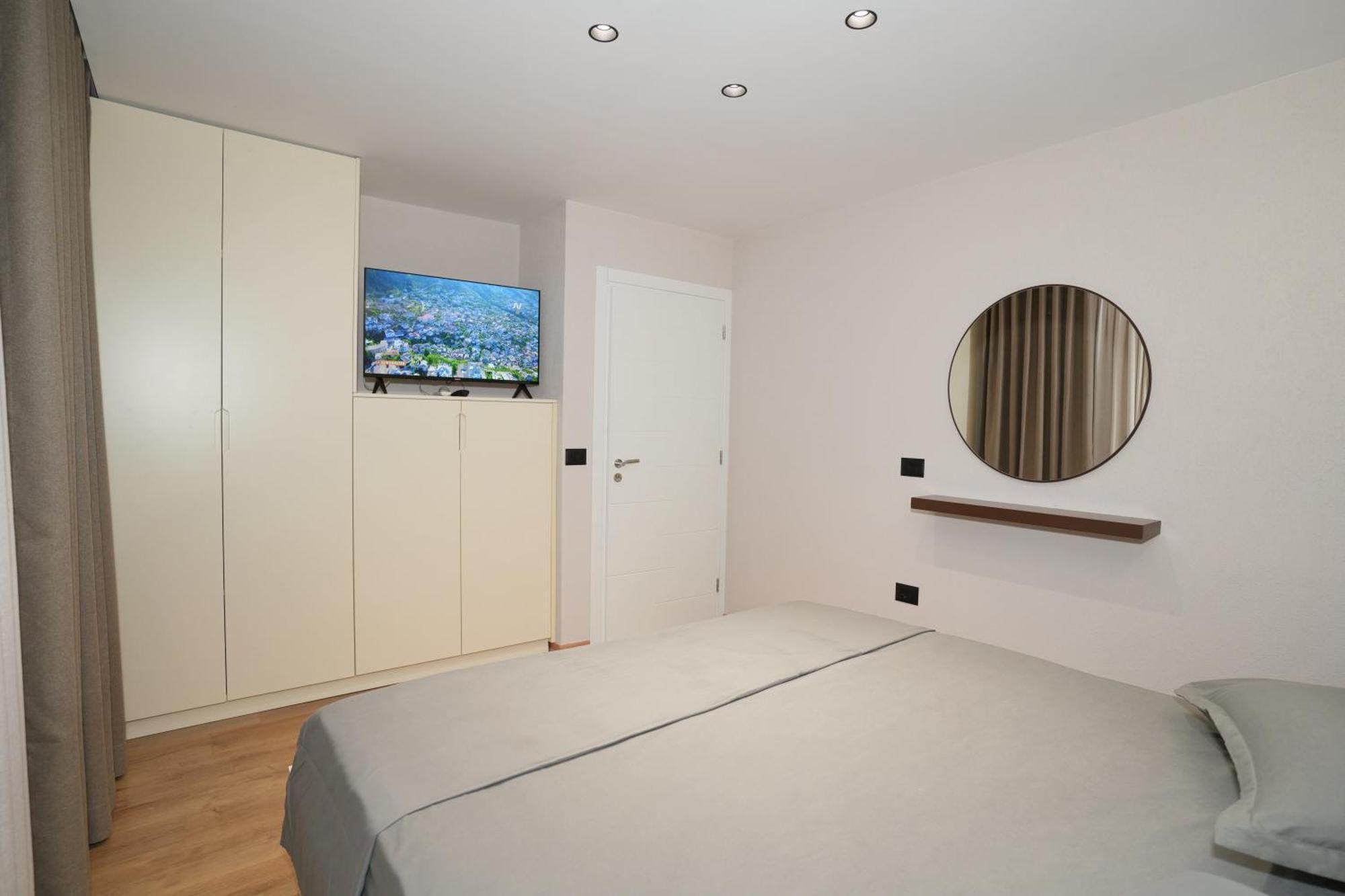 Rs Skendo Apartments Gjirokaster Ngoại thất bức ảnh