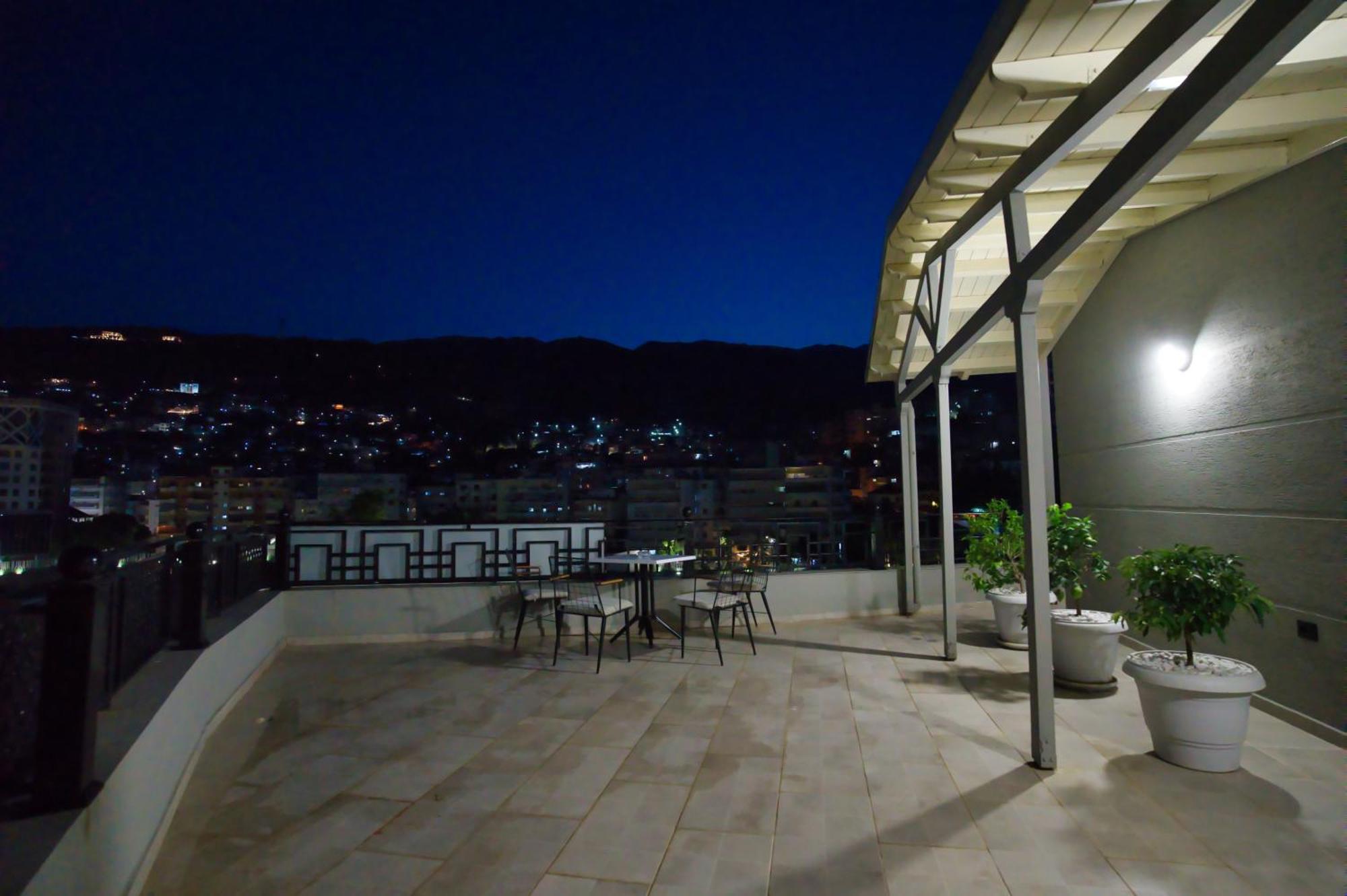 Rs Skendo Apartments Gjirokaster Ngoại thất bức ảnh
