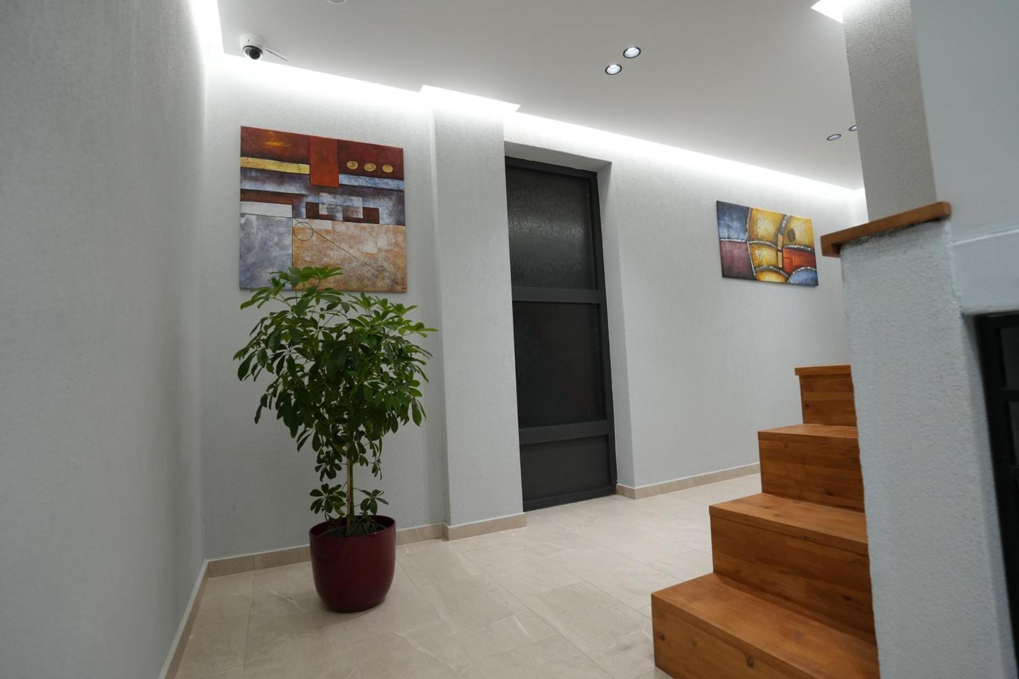 Rs Skendo Apartments Gjirokaster Ngoại thất bức ảnh