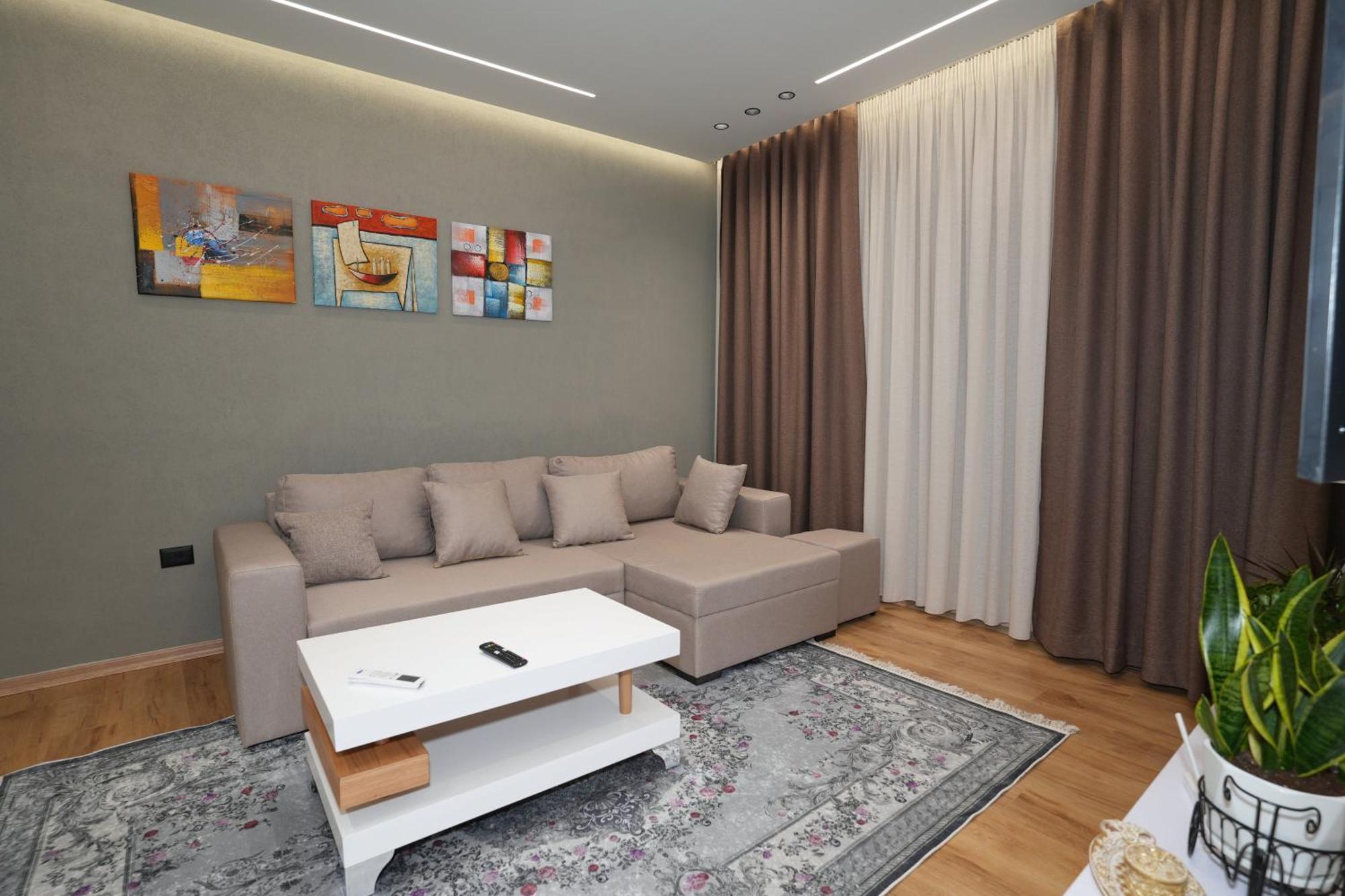 Rs Skendo Apartments Gjirokaster Ngoại thất bức ảnh